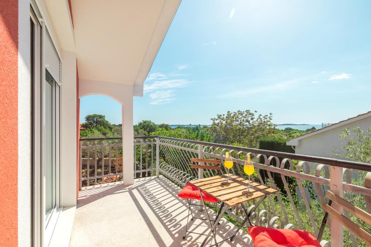 Villa Polion Перой Екстер'єр фото