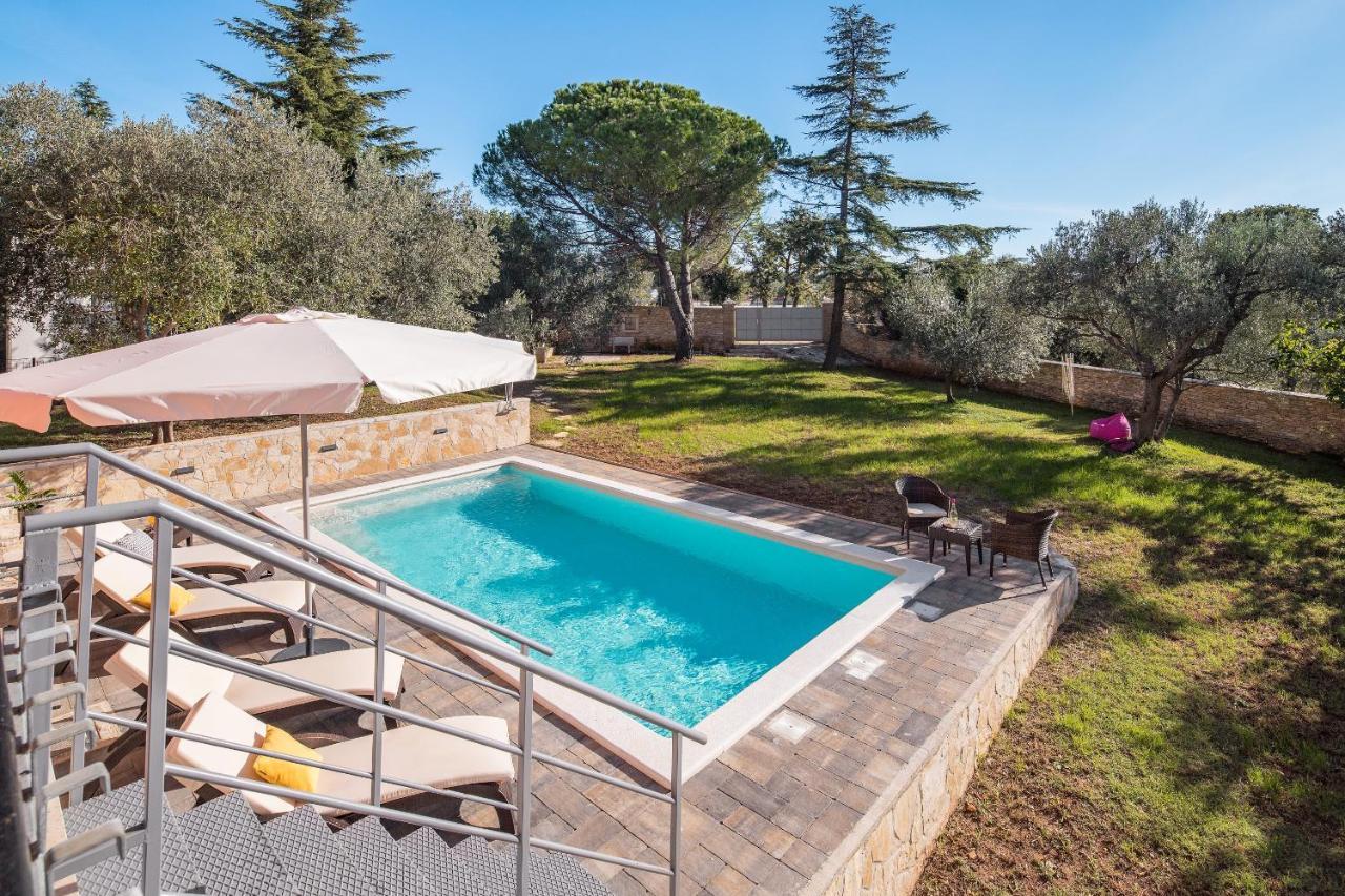 Villa Polion Перой Екстер'єр фото